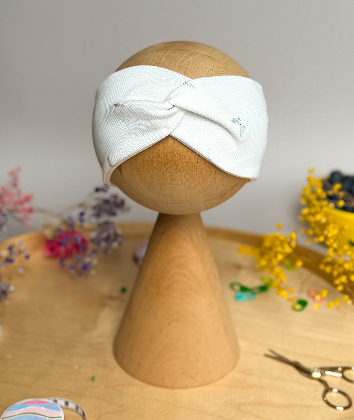 ILTOM_WIOSNA_252_01_opaska_dziewczynka